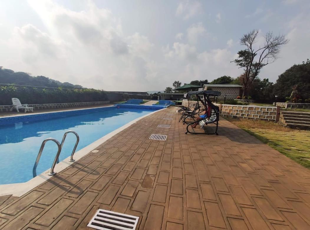Peit Them Resort Mawlynnong Exteriör bild